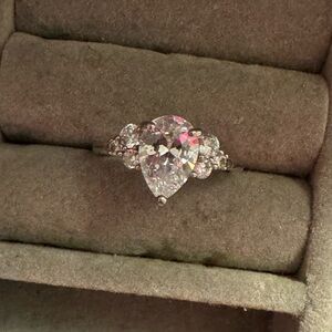 Elegant Silver Teardrop Ring